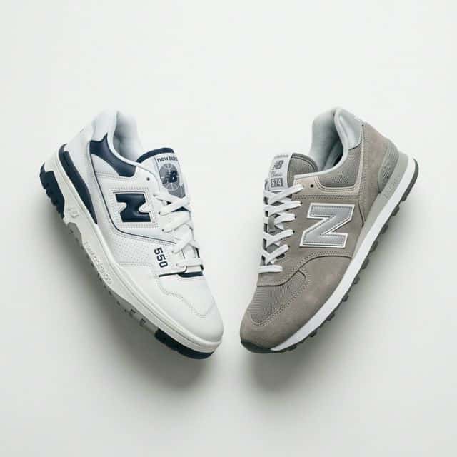 New Balance 550 blanca junto a New Balance 574 gris sobre fondo blanco