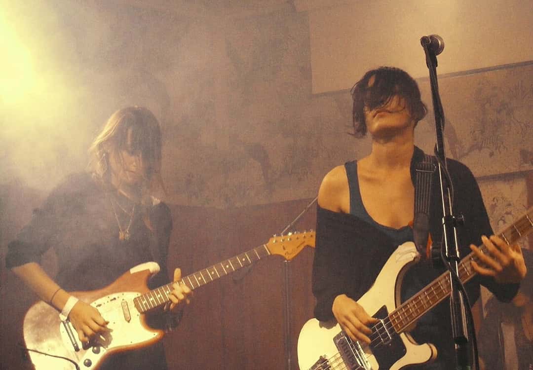 Warpaint en vivo en el Deaf Institute de Manchester, en octubre de 2010 (foto de archivo: Man Alive!, CC BY 2.0, vía Wikimedia Commons)