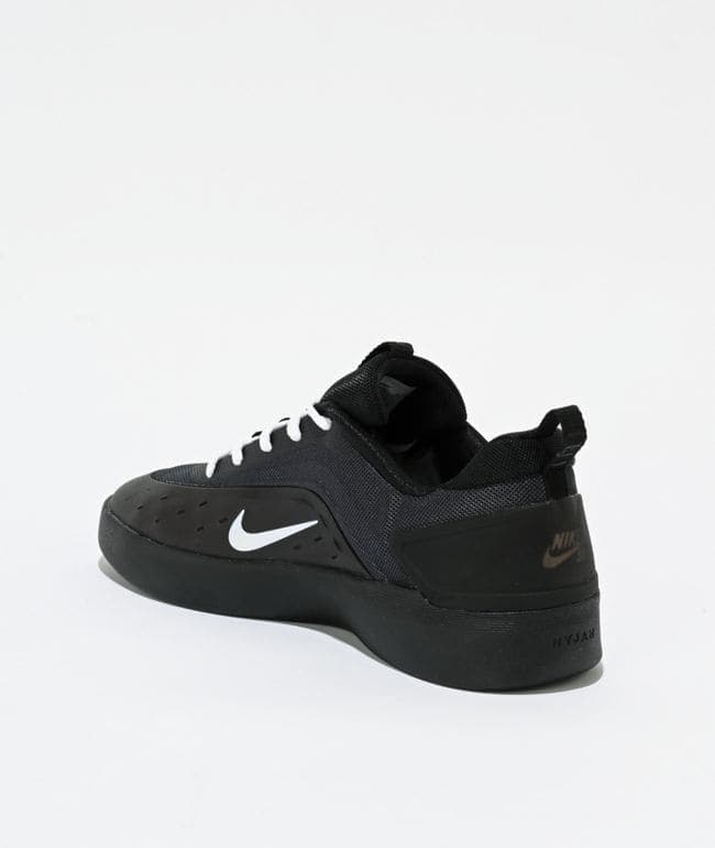 Nike SB Zoom Nyjah 4 Black & White Skate Shoes, foto 3
